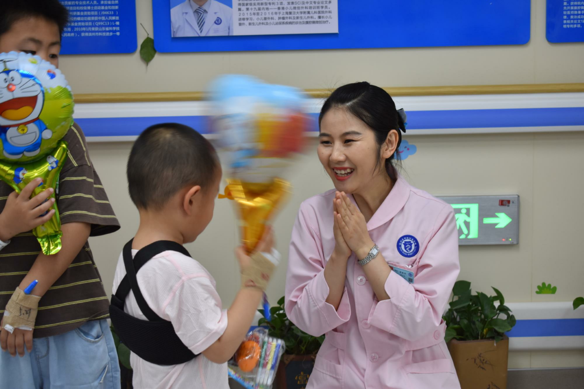 滨医附院黄敏香 摄影.jpg